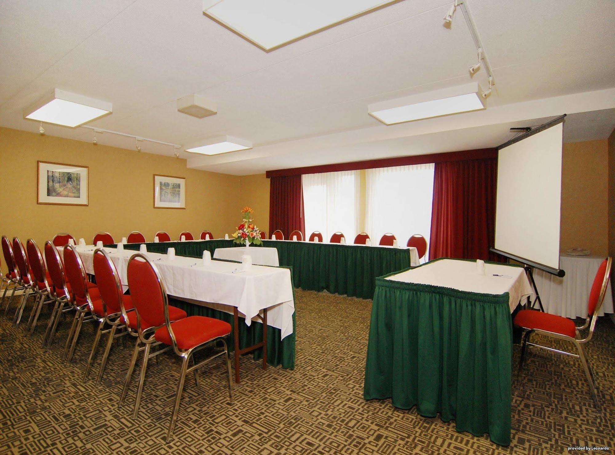 Quality Inn & Suites Brampton Exterior foto